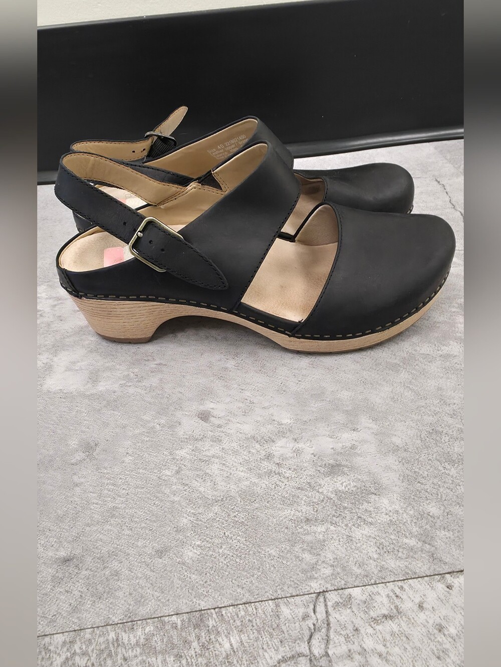 Dansko Black Milled Nubuck Mary Jane Comfortable Clogs, 40